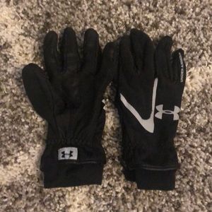 Under Armour gloves